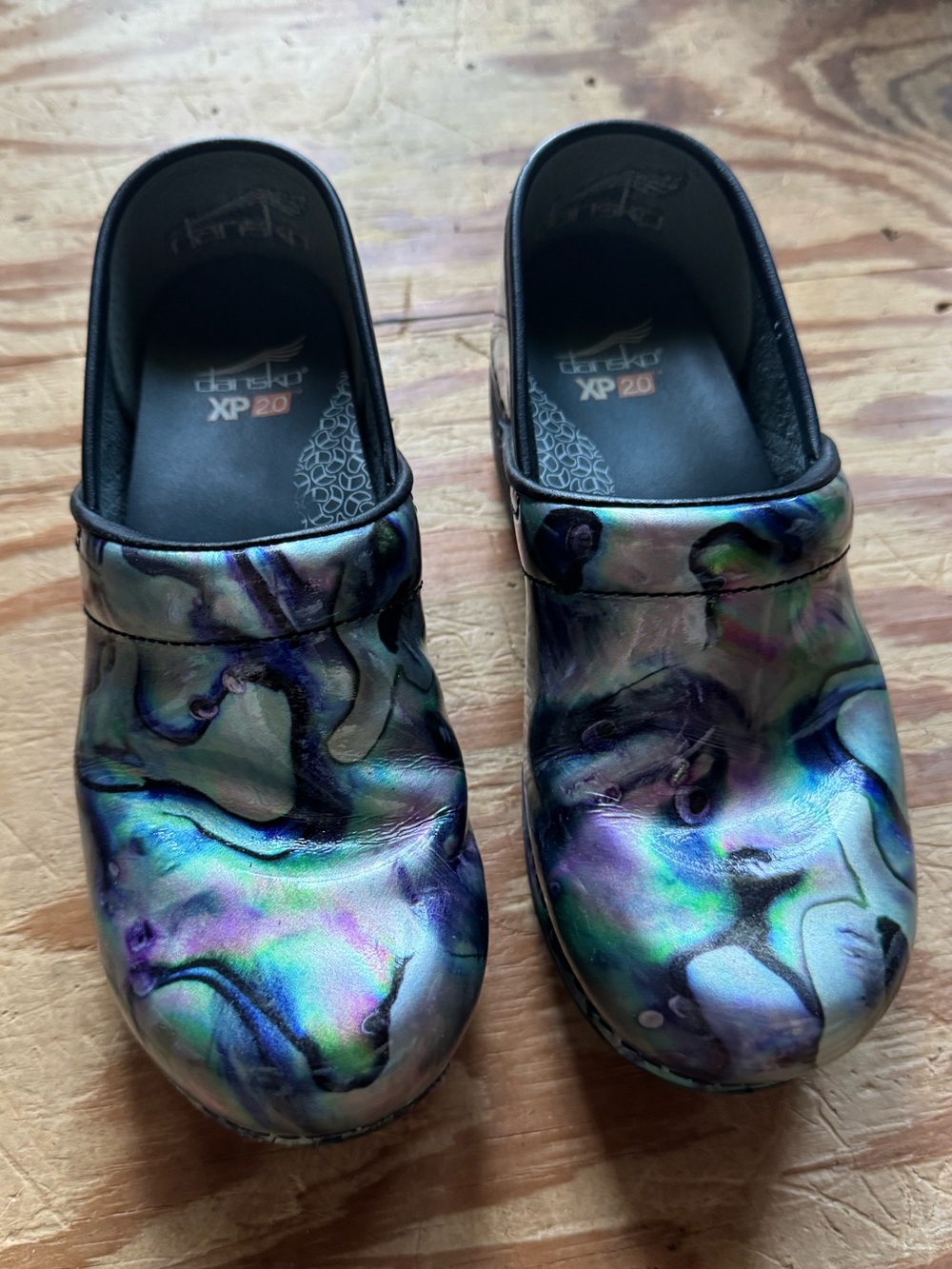 Dansko XP 2.0 Women’s Leather Clogs in Watercolor- Size 37